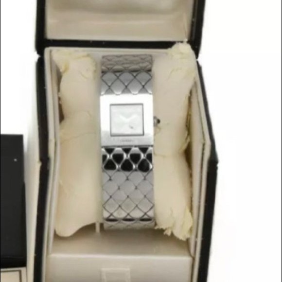 Chanel Acier Matelasse Quartz Watch main image 7